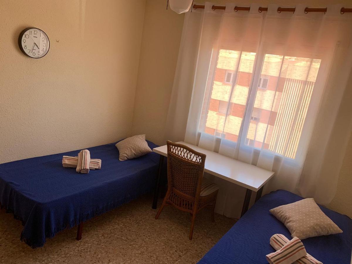 Cozy Room Guapo-Alicante Nearby The Beach And The Center Zewnętrze zdjęcie